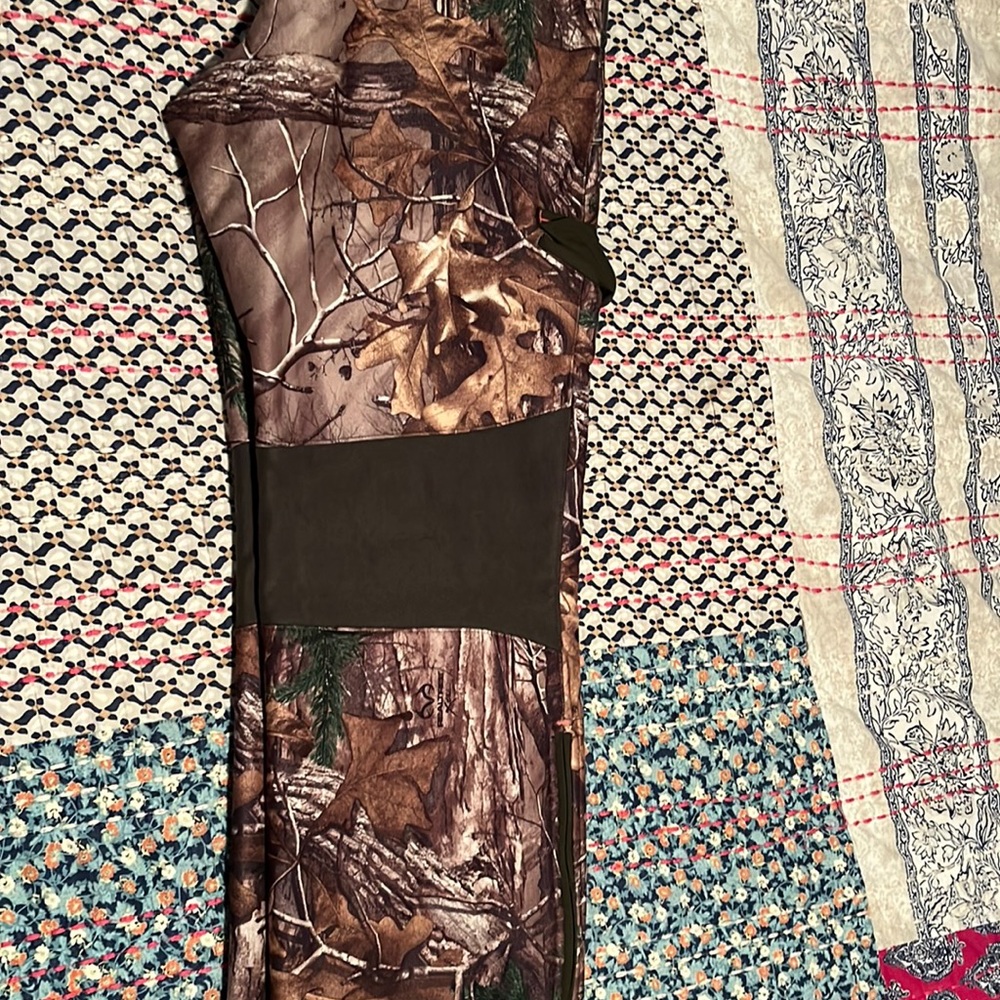 Under Amour camo pants